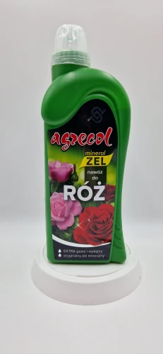 Przód (20260120_140608.jpg): Skoncentrowany nawóz Mineral Żel do róż Agrecol w zielonej butelce.