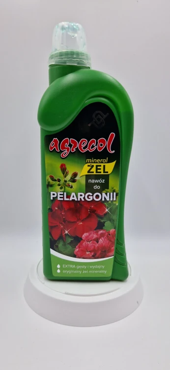 Przód (20260120_140214.jpg): Nawóz Mineral Żel do pelargonii Agrecol zapewniający obfite kwitnienie.