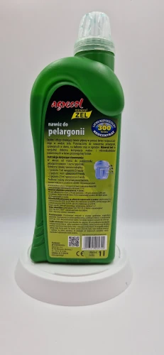 Tył (20260120_140228.jpg): Dawkowanie nawozu do pelargonii od marca do października na etykiecie.