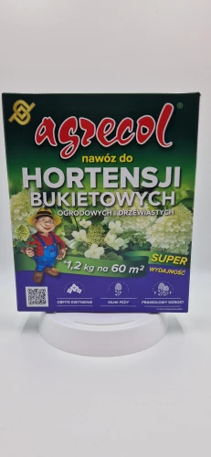 Kartonowe opakowanie nawozu Agrecol do hortensji bukietowych z grafiką białych kwiatów.