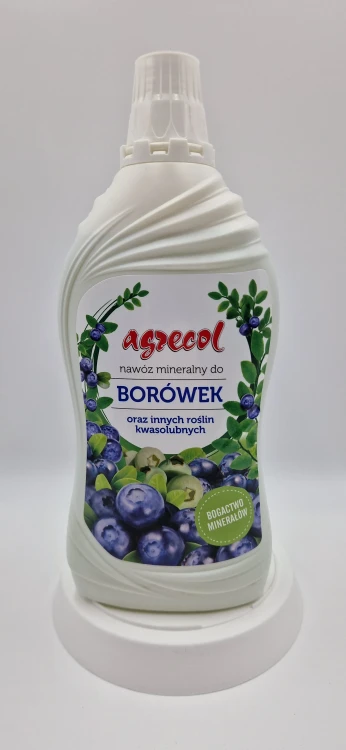 Przód – Borówka Biała butelka płynnego nawozu mineralnego Agrecol do borówek i roślin kwasolubnych.