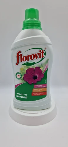 1 kg Przód (20260120_154736.jpg): Nawóz płynny do surfinii Florovit 1 kg zapewniający silne pędy.
