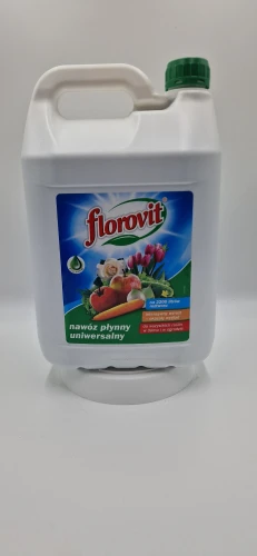Przód (20260121_113558.jpg): Duży kanister nawozu płynnego Florovit uniwersalny o wydajności na 2200 litrów roztworu.