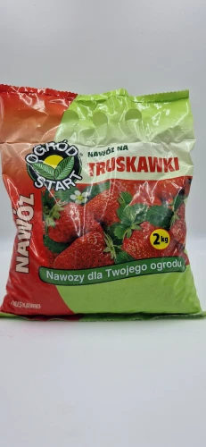 Przód (20260121_114912.jpg): Nawóz na truskawki i poziomki Ogród Start 2 kg gwarantujący obfite plony owoców.