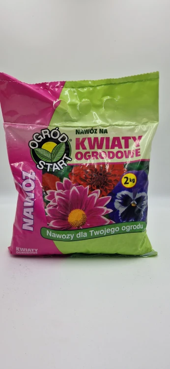 Przód (20260121_120253.jpg): Nawóz do kwiatów ogrodowych Ogród Start 2 kg wspierający bujne kwitnienie roślin rabatowych.