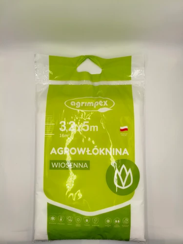 Opakowanie bardzo szerokiej agrowłókniny 3,2x5m osłania duże powierzchnie upraw.