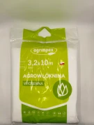 Duży pakiet agrowłókniny 3,2x10m zapewnia 32m2 ochrony przed mrozem.