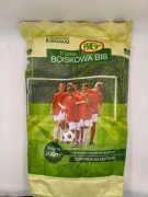Worek trawy Boiskowa Bis Granum 5kg z grafiką piłkarzy gwarantuje odporność na deptanie.