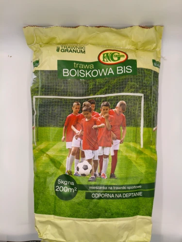 Worek trawy Boiskowa Bis Granum 5kg z grafiką piłkarzy gwarantuje odporność na deptanie.