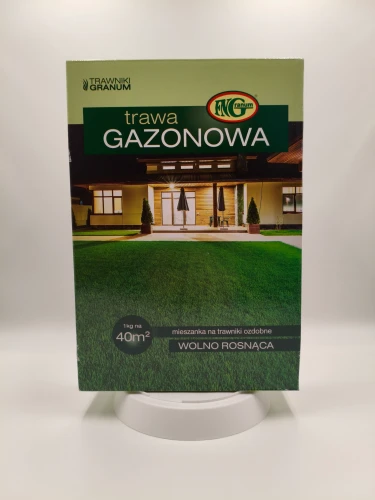 Pudełko trawy Gazonowej Granum z domem w tle przeznaczone jest do ogrodów.