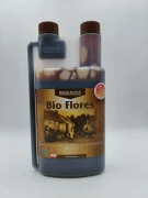Butelka naturalnego nawozu BIOCANNA Bio Flores z certyfikatem 100% Natural.