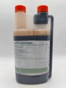 Tył opakowania 1L CANNA RHIZOTONIC zawiera szczegółową instrukcję dawkowania i skład.