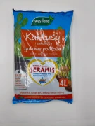 Front 4-litrowego worka podłoża do kaktusów i sukulentów Westland informuje o obecności regulujących wilgoć granul SERAMIS.