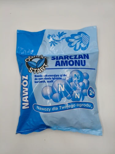 Niebieski worek 2kg nawozu Siarczan Amonu Ogród START do zakwaszania gleby pod iglaki i borówki.