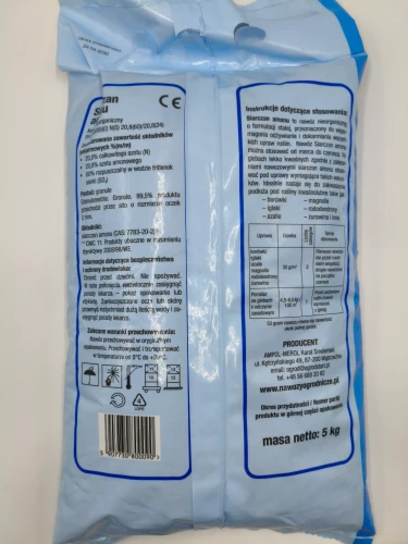 Odwrót worka 5kg z nawozem Siarczan Amonu informuje o składzie zawierającym azot i siarkę.