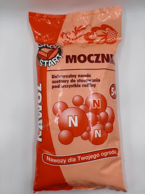 Front dużego, 5-kilogramowego worka nawozu azotowego Mocznik Ogród START.