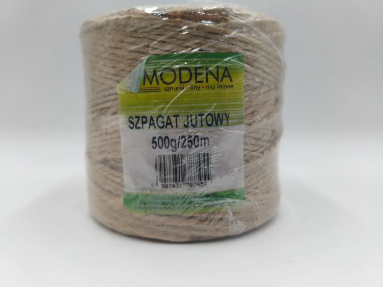 Duża rolka ekologicznego szpagatu jutowego marki MODENA (500 g, ~250 m) przeznaczonego do delikatnego podwiązywania roślin.