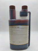 Etykieta i instrukcja dawkowania z tyłu butelki nawozu organicznego BIOCANNA Bio Vega