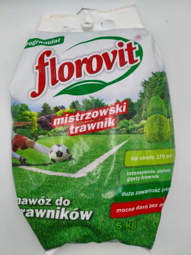 Przednia strona 5kg opakowania nawozu Florovit mistrzowski trawnik w formie mikrogranulatu zapewniającego darń bez mchu