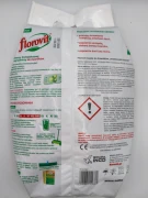 Tylna strona opakowania nawozu do trawników Florovit mistrzowski trawnik ze szczegółową instrukcją stosowania i składem mineralnym