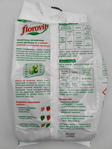 Tylna strona opakowania granulowanego nawozu kompleksowego Florovit do truskawek z tabelą dawkowania i instrukcją stosowania